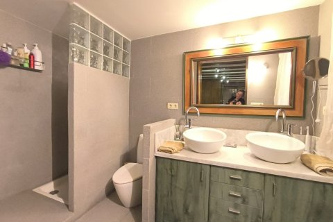 Finca en venta en Villena, Alicante, España 4 dormitorios, 588 m2 No. 160954 - foto 8