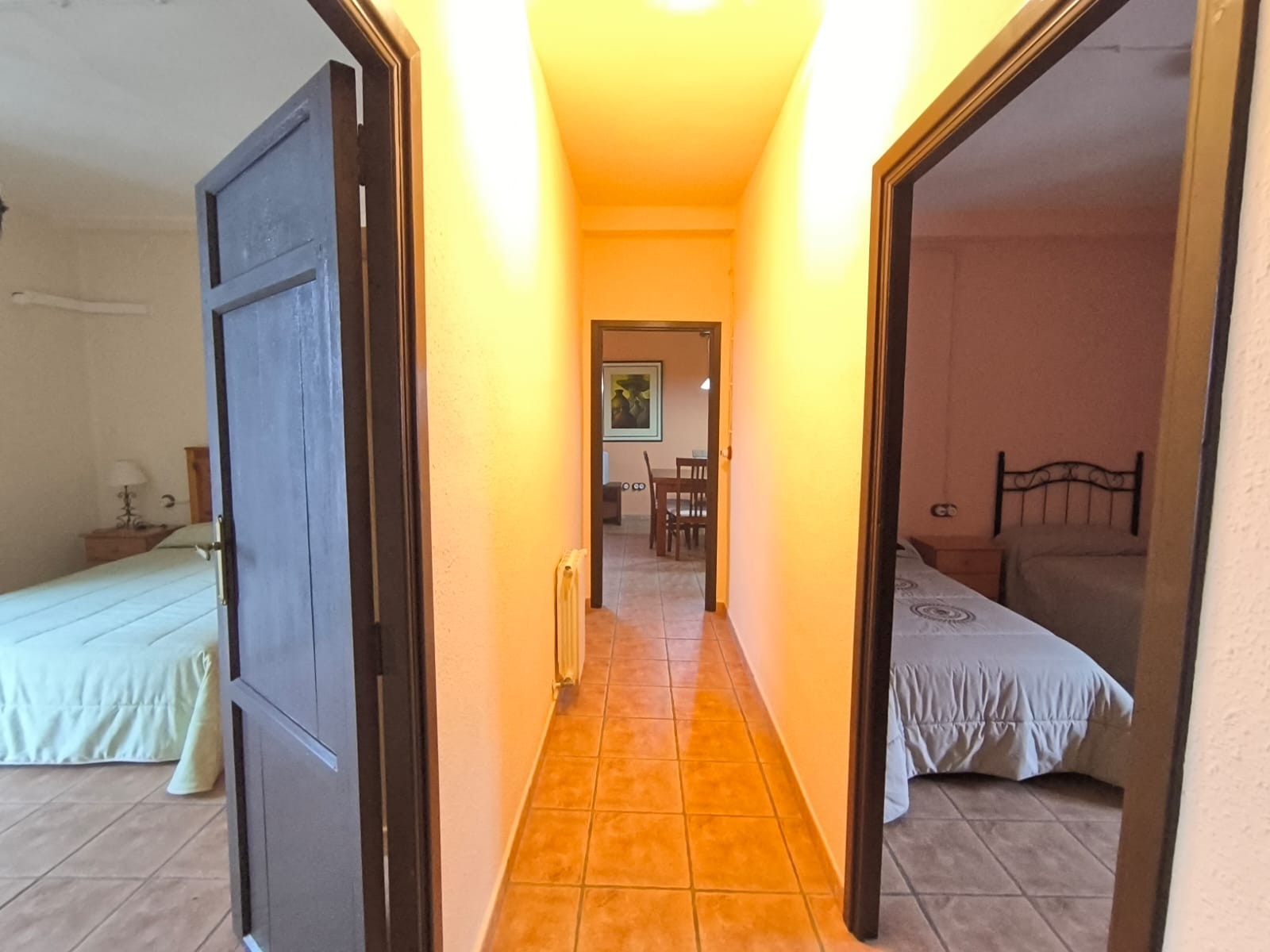 Proprietà commerciale a Banyeres de Mariola, Alicante, Spagna 22 camere da letto, 1700 mq. N° 160952