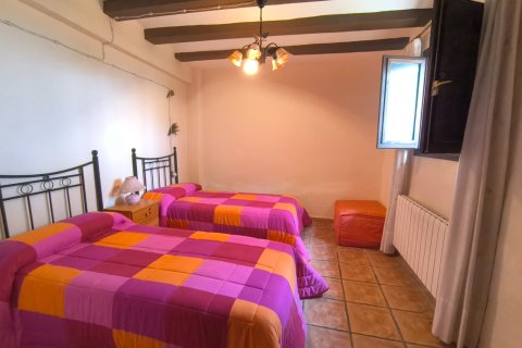 Propiedad comercial en venta en Banyeres de Mariola, Alicante, España 22 dormitorios, 1700 m2 No. 160952 - foto 11