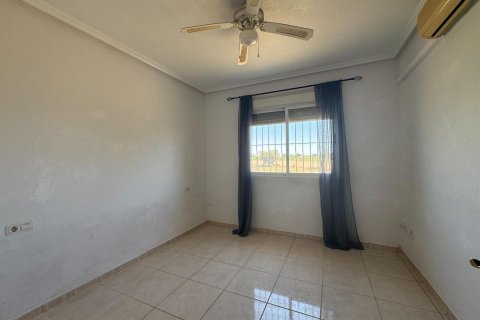 Finca myytävänä Dolores, Alicante, Espanja, 5 makuuhuonetta, 277 m2 No. 195981 - kuva 25