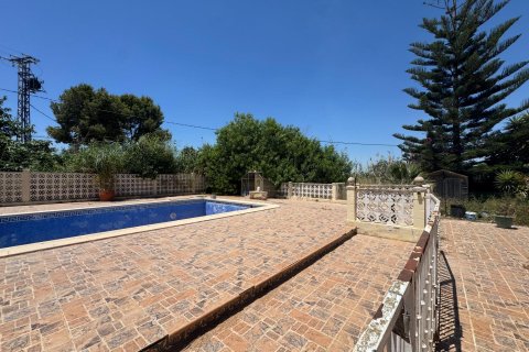 Finca myytävänä Dolores, Alicante, Espanja, 5 makuuhuonetta, 277 m2 No. 195981 - kuva 3
