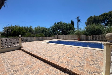 Finca myytävänä Dolores, Alicante, Espanja, 5 makuuhuonetta, 277 m2 No. 195981 - kuva 2