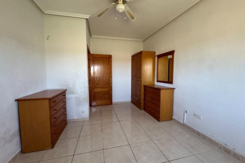 Finca myytävänä Dolores, Alicante, Espanja, 5 makuuhuonetta, 277 m2 No. 195981 - kuva 12