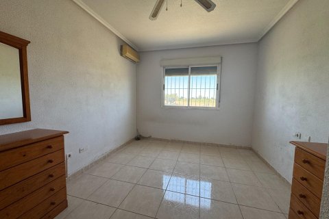 Finca myytävänä Dolores, Alicante, Espanja, 5 makuuhuonetta, 277 m2 No. 195981 - kuva 19
