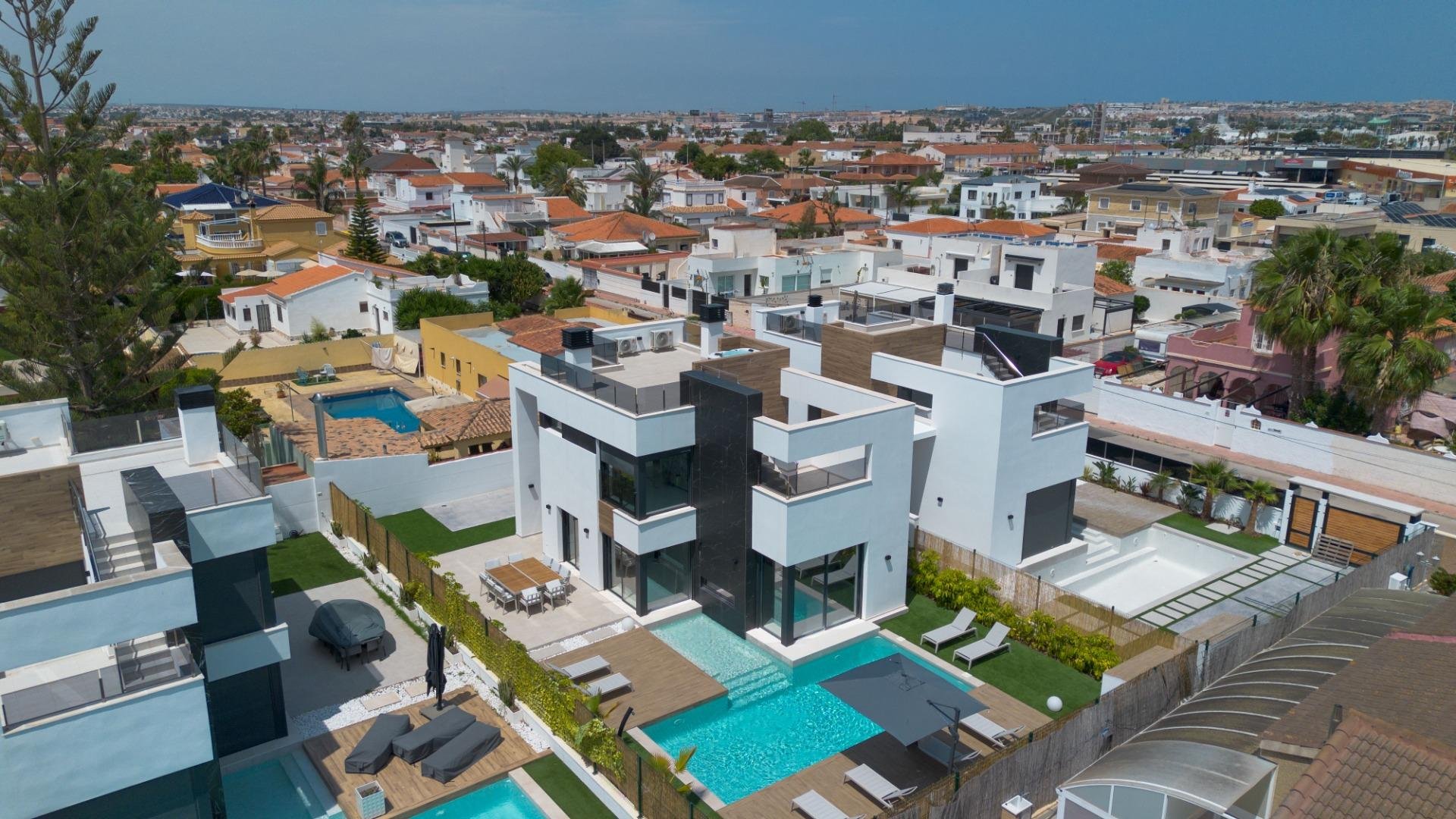 Willa w Torrevieja, Alicante, Hiszpania 3 sypialnie, 126 mkw. nr 195265