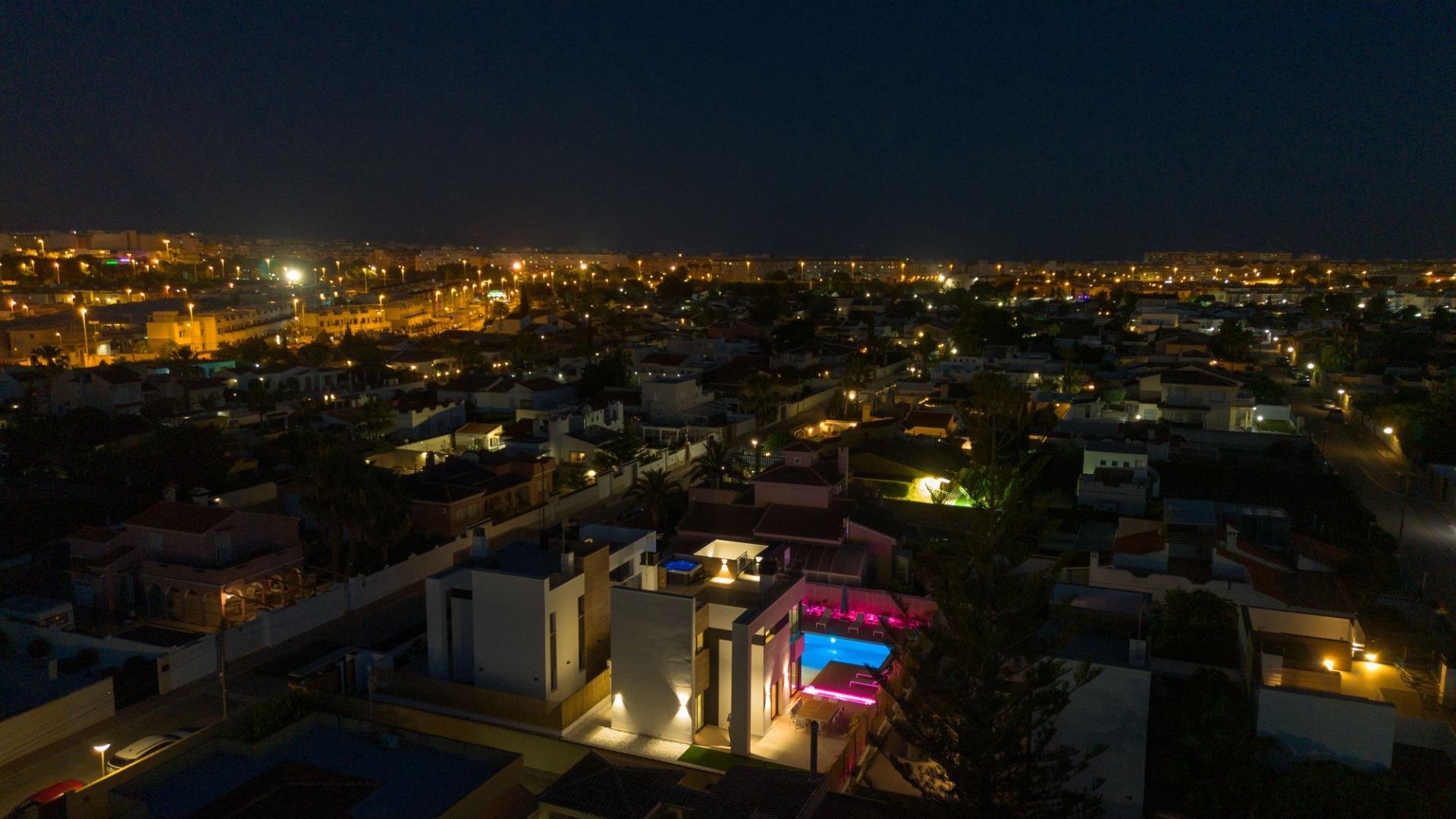 Willa w Torrevieja, Alicante, Hiszpania 3 sypialnie, 126 mkw. nr 195265