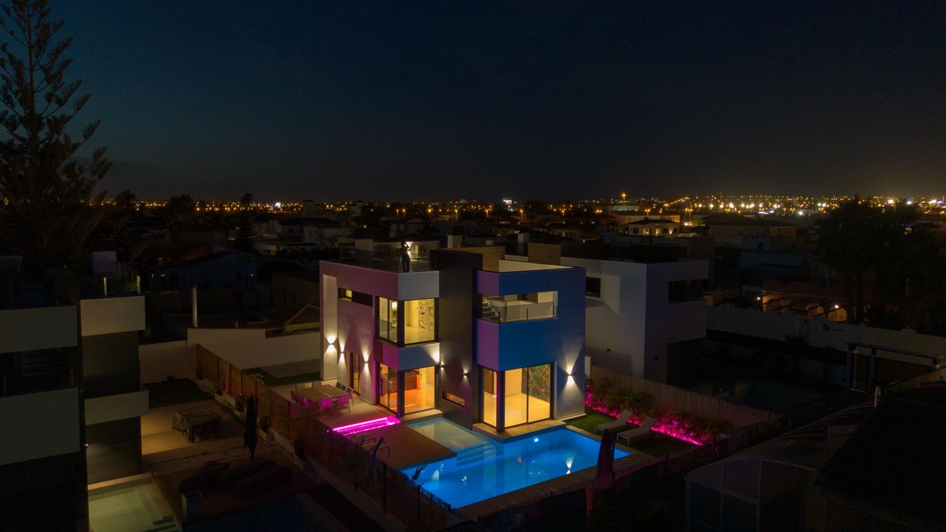Willa w Torrevieja, Alicante, Hiszpania 3 sypialnie, 126 mkw. nr 195265