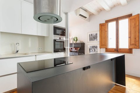 Dzīvoklis pārdošanā Barcelona, Spānijā 2 istabas, 101 m2 Nr. 168959 - attēls 9