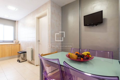 Dzīvoklis pārdošanā Sant Just Desvern, Barcelona, Spānijā 3 istabas, 96 m2 Nr. 168958 - attēls 11