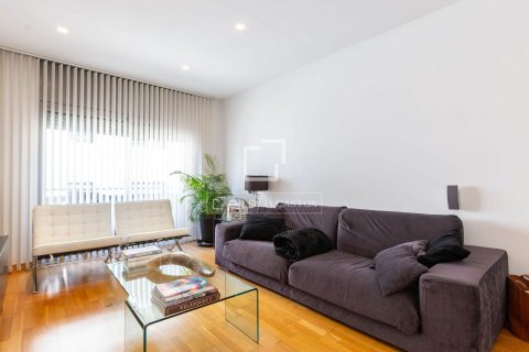 Dzīvoklis pārdošanā Sant Just Desvern, Barcelona, Spānijā 3 istabas, 96 m2 Nr. 168958 - attēls 4