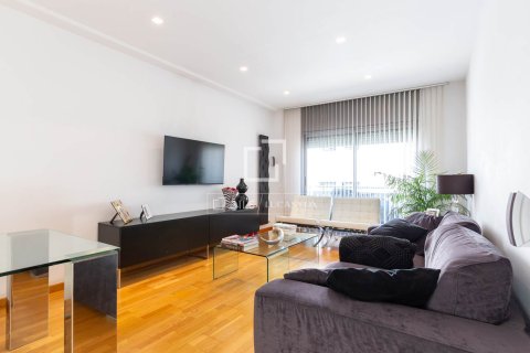 Dzīvoklis Sant Just Desvern, Barcelona, Spānijā 3 istabas, 96 m2 Nr. 168958