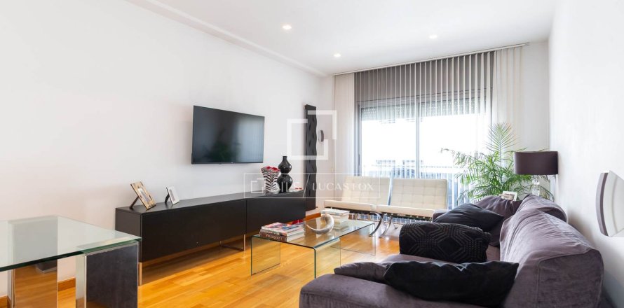Dzīvoklis Sant Just Desvern, Barcelona, Spānijā 3 istabas, 96 m2 Nr. 168958