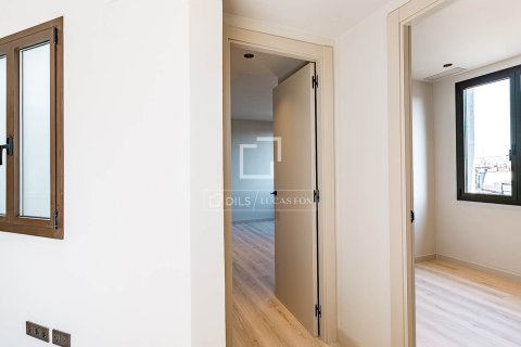 Penthouse w Barcelona, Hiszpania 2 sypialnie, 62 mkw. nr 168939 – zdjęcie 15