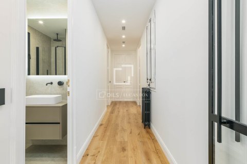 Dzīvoklis pārdošanā Barcelona, Spānijā 3 istabas, 150 m2 Nr. 168956 - attēls 11