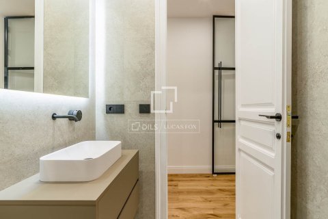 Dzīvoklis pārdošanā Barcelona, Spānijā 3 istabas, 150 m2 Nr. 168956 - attēls 16