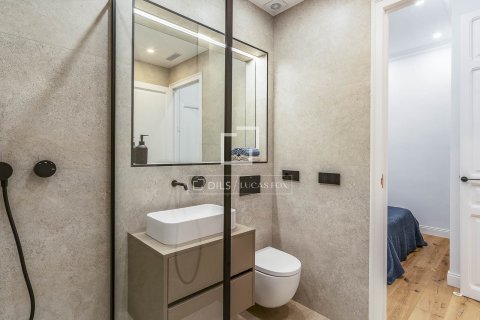 Dzīvoklis pārdošanā Barcelona, Spānijā 3 istabas, 150 m2 Nr. 168956 - attēls 18