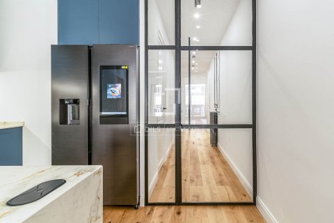 Dzīvoklis pārdošanā Barcelona, Spānijā 3 istabas, 150 m2 Nr. 168956 - attēls 20