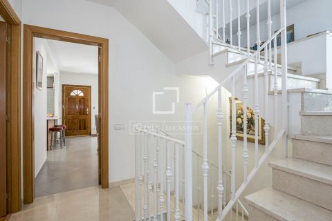Villa à vendre à Sant Cugat Del Valles, Barcelona, Espagne, 5 chambres, 278 m2 No. 168938 - photo 21