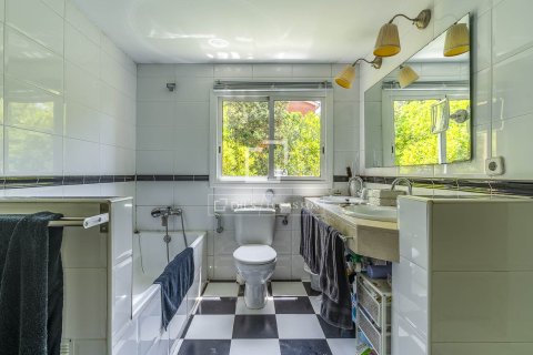 Villa pārdošanā Barcelona, Spānijā 5 istabas, 176 m2 Nr. 168957 - attēls 6