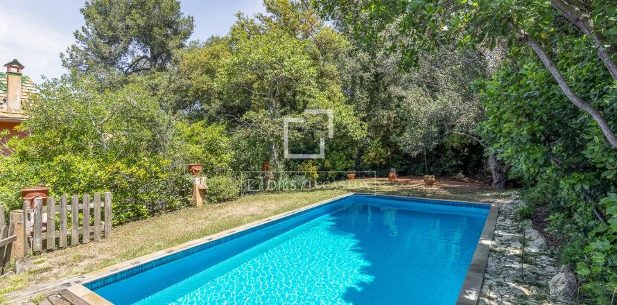 Villa Barcelona, Spānijā 5 istabas, 176 m2 Nr. 168957