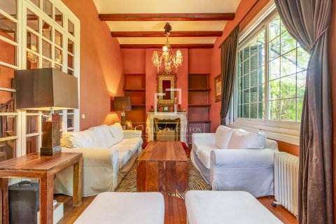Villa pārdošanā Barcelona, Spānijā 5 istabas, 176 m2 Nr. 168957 - attēls 2