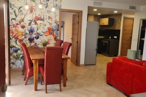 Huoneisto myytävänä Torrevieja, Alicante, Espanja, 3 makuuhuonetta, 112 m2 No. 139971 - kuva 3