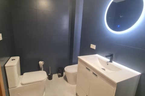 Huoneisto myytävänä Torrevieja, Alicante, Espanja, 3 makuuhuonetta, 112 m2 No. 139971 - kuva 12