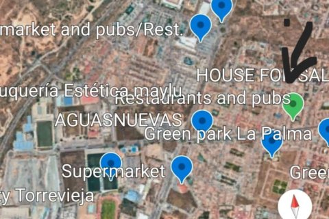 Casa adosada en venta Torrevieja, Alicante, España 2 dormitorios, 75 m2 No. 139974 - foto 16