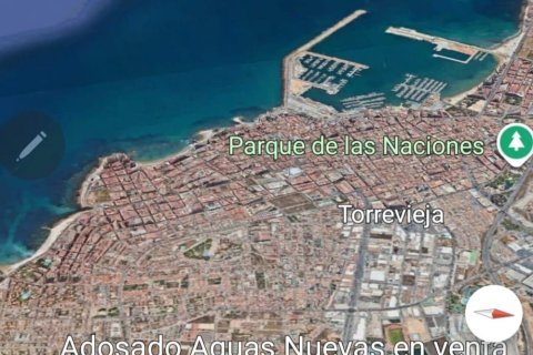 Casa adosada en venta Torrevieja, Alicante, España 2 dormitorios, 75 m2 No. 139974 - foto 12