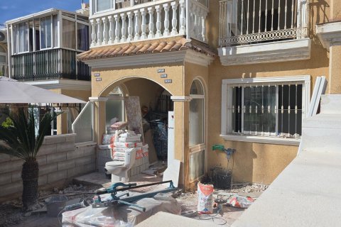 Casa adosada en venta Torrevieja, Alicante, España 2 dormitorios, 75 m2 No. 139974 - foto 4
