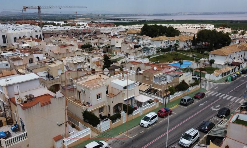 Casa adosada en Torrevieja, Alicante, España 3 dormitorios, 85 m2 No. 139970