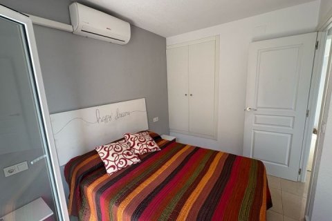 Radhus till salu Torrevieja, Alicante, Spanien 3 sovrum, 85 kvm. Nr. 139970 - foto 30