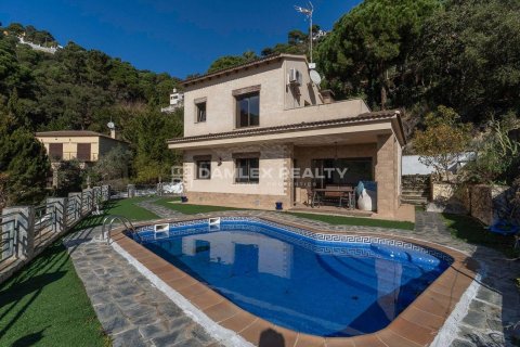 Villa à vendre à Lloret de Mar, Girona, Espagne, 3 chambres, 160 m2 No. 177223 - photo 4