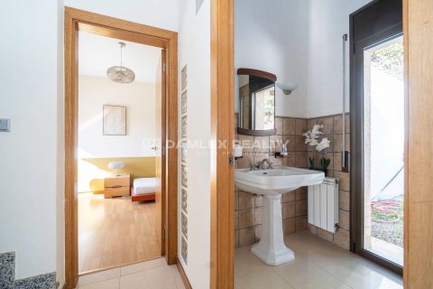 Villa à vendre à Lloret de Mar, Girona, Espagne, 3 chambres, 160 m2 No. 177223 - photo 25