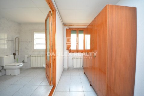 House à vendre à Lloret de Mar, Girona, Espagne, 7 chambres, 282 m2 No. 177219 - photo 12