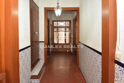 House à vendre à Lloret de Mar, Girona, Espagne, 7 chambres, 282 m2 No. 177219 - photo 4
