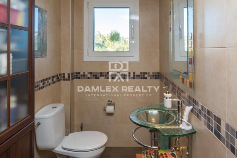 Villa à vendre à Lloret de Mar, Girona, Espagne, 3 chambres, 210 m2 No. 177221 - photo 12