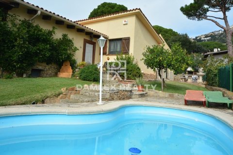 House à Platja D'aro, Girona, Espagne 4 chambres, 170 m2 No. 177218