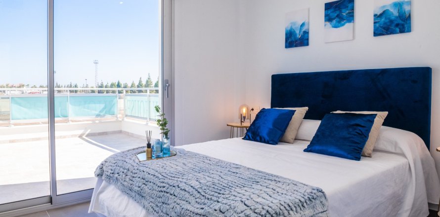 Villa en SALADO VILLAGE, Los Alcazares, Murcia, Espagne 3 chambres, 106 m2 No. 161092