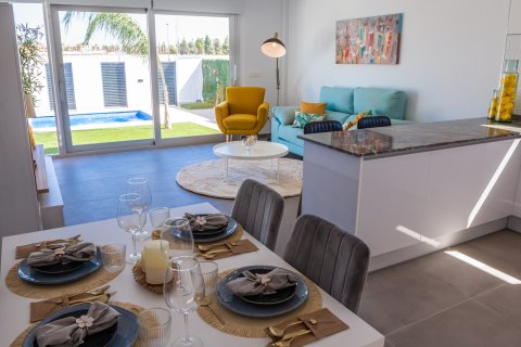 Villa en SALADO VILLAGE, Los Alcazares, Murcia, Espagne 3 chambres, 106 m2 No. 161091