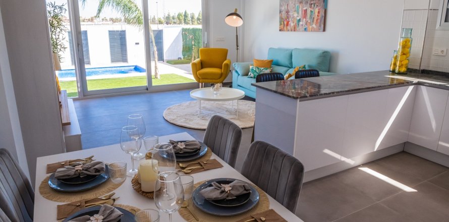 Villa en SALADO VILLAGE, Los Alcazares, Murcia, Espagne 3 chambres, 106 m2 No. 161091