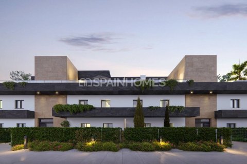 Kattohuoneisto myytävänä Casares, Malaga, Espanja, 2 makuuhuonetta, 95 m2 No. 161093 - kuva 3