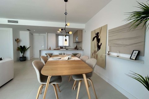 Huoneisto myytävänä Fuengirola, Malaga, Espanja, 1 makuuhuone, 93.91 m2 No. 174264 - kuva 7