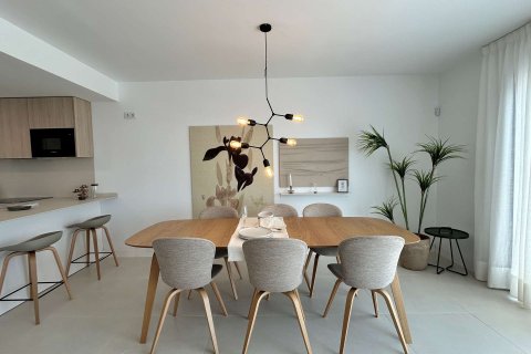 Huoneisto myytävänä Fuengirola, Malaga, Espanja, 3 makuuhuonetta, 130.05 m2 No. 174261 - kuva 6