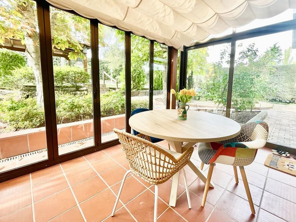 Willa w Madrid, Hiszpania 5 sypialni, 440 mkw. nr 63079