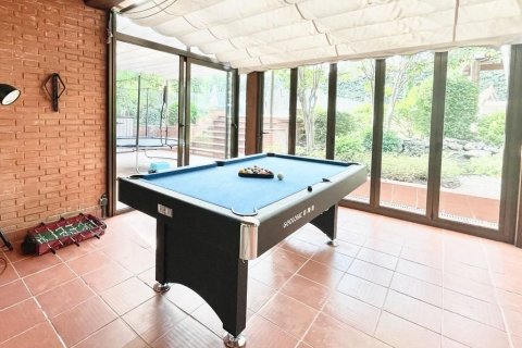Villa in vendita Madrid, Spagna 5 camere da letto, 440 mq. N° 63079 - foto 10