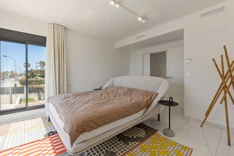 Villa for sale La Veleta, Alicante, Spain 5 bedrooms, 200 sq.m. No. 139349 - photo 15