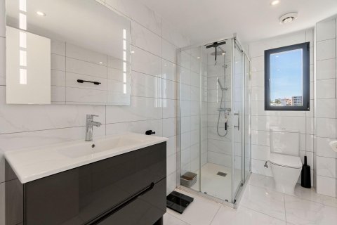 Villa for sale La Veleta, Alicante, Spain 5 bedrooms, 200 sq.m. No. 139349 - photo 21