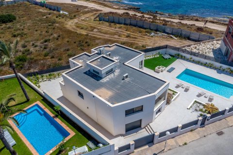 Villa for sale La Veleta, Alicante, Spain 5 bedrooms, 200 sq.m. No. 139349 - photo 1