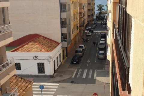 Lägenhet till salu Torrevieja, Alicante, Spanien 3 sovrum, 128 kvm. Nr. 139354 - foto 14